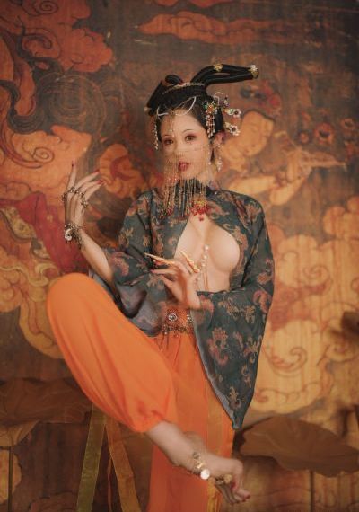 制服丝袜办公室OL美女_高清版日韩电影在线