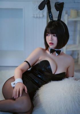 日韩精品蜜桃_高清完整版